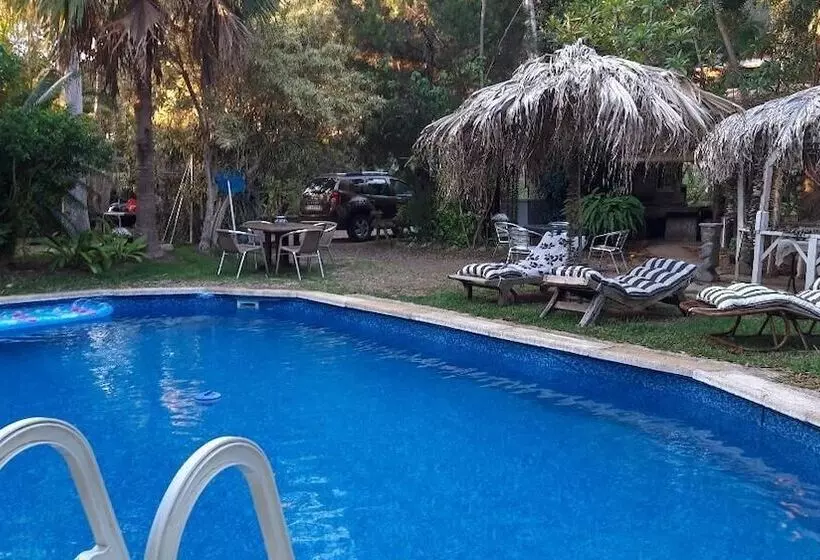 پانسیون Les Cases De Plum