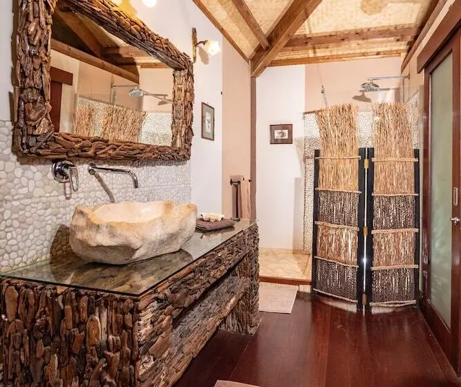 پانسیون Les Cases De Plum