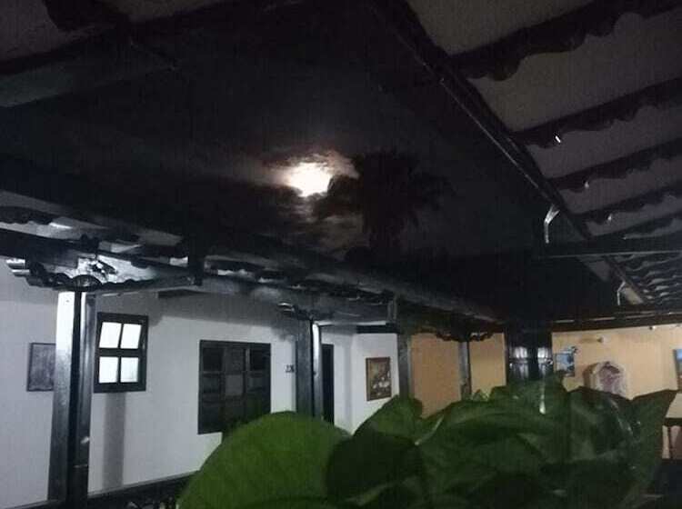 پانسیون Vizcaya Plaza Curití