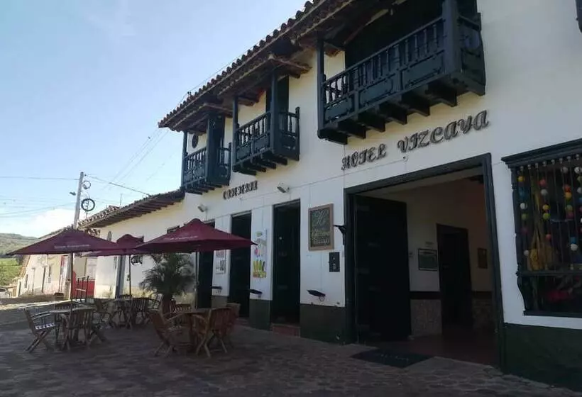 ペンション Vizcaya Plaza Curití