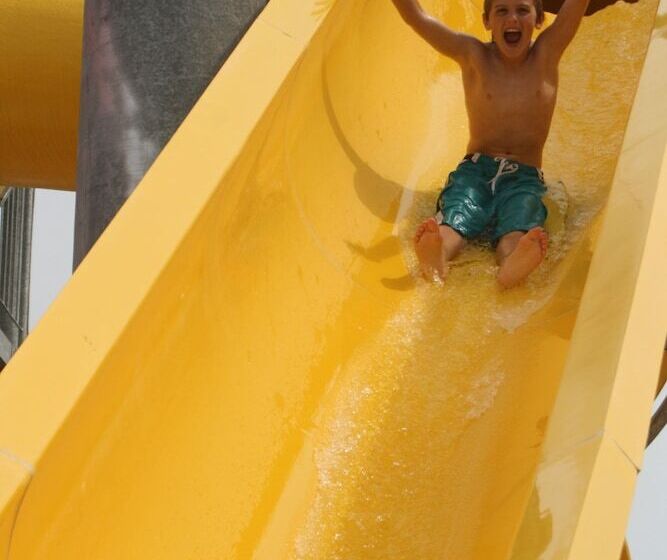 リゾートホテル Grey S Point Camp