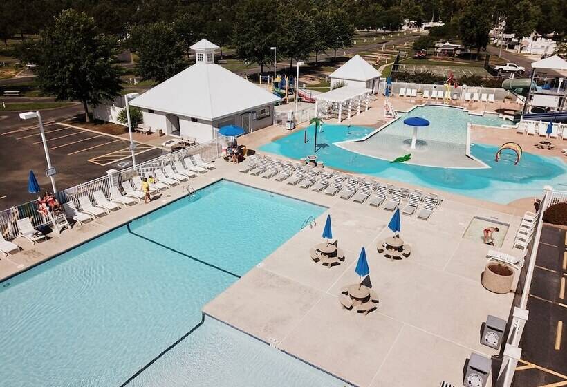 リゾートホテル Grey S Point Camp