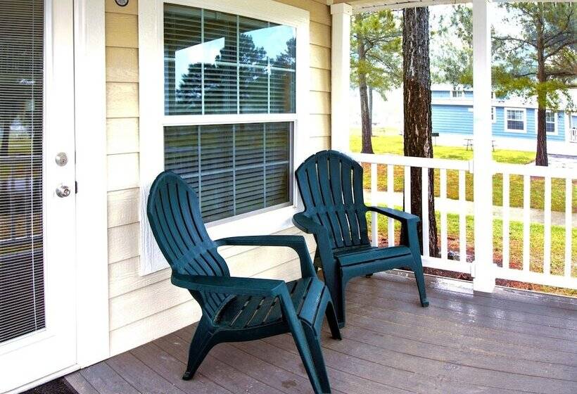 リゾートホテル Grey S Point Camp