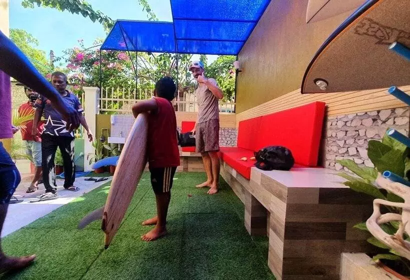 تختخواب و صبحانه Finimas Residence