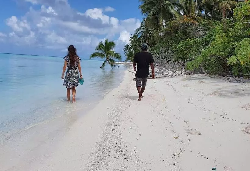 تختخواب و صبحانه Finimas Residence