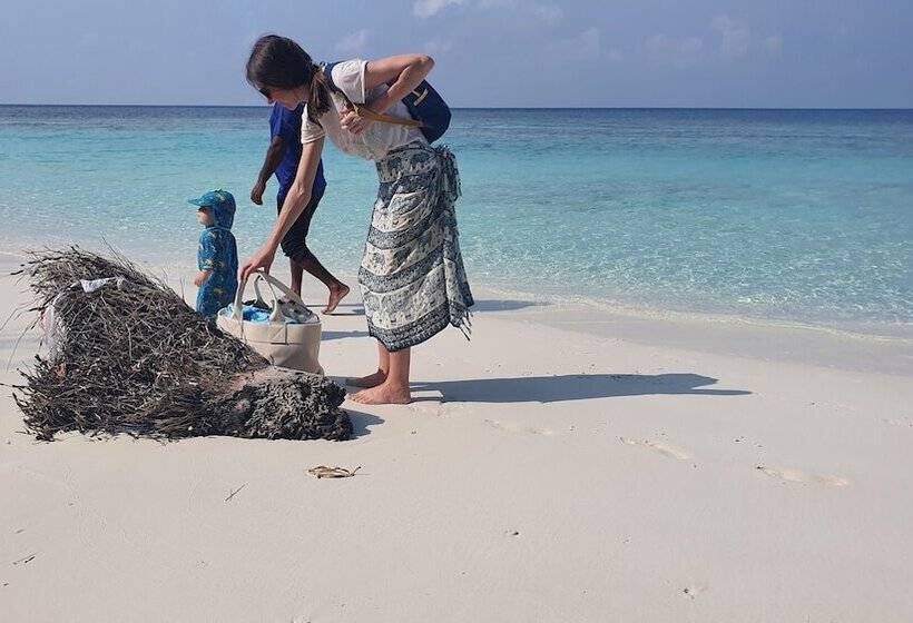 تختخواب و صبحانه Finimas Residence