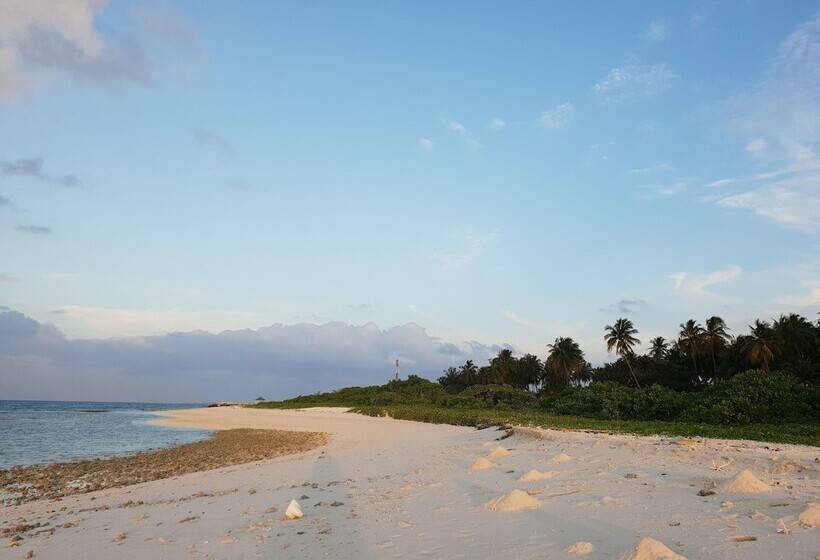 تختخواب و صبحانه Finimas Residence