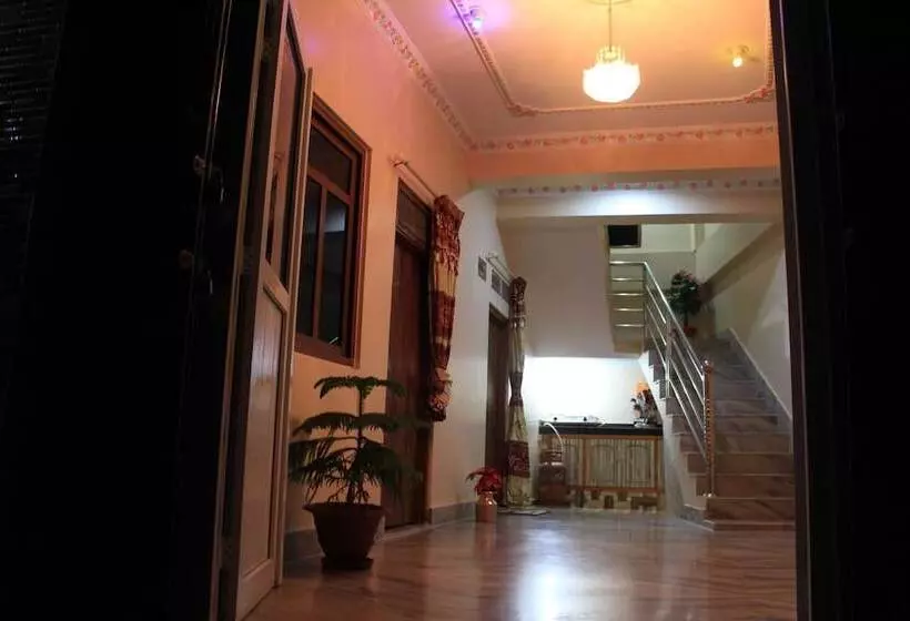 تختخواب و صبحانه Natures Treat Homestay