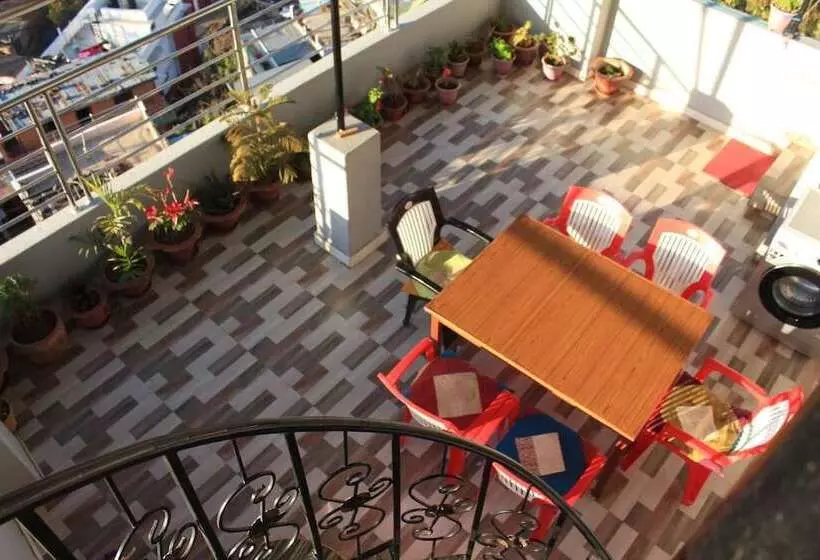 تختخواب و صبحانه Natures Treat Homestay