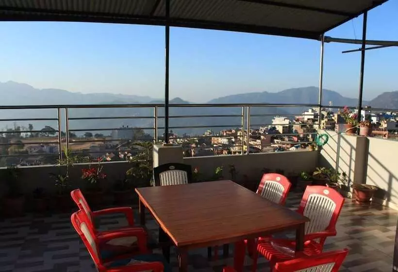 تختخواب و صبحانه Natures Treat Homestay