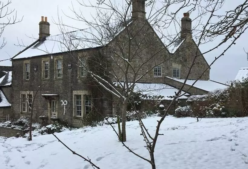 Aamiaismajoitus (B&B) Roundhill Farmhouse