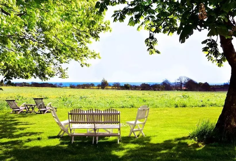 ベッドアンドブレックファースト Torsborgs Gård