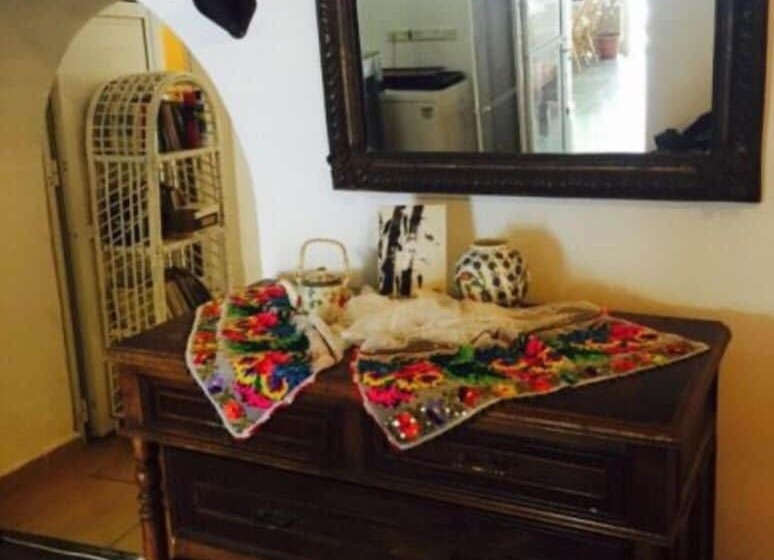 Dantel Restaurant & Pension