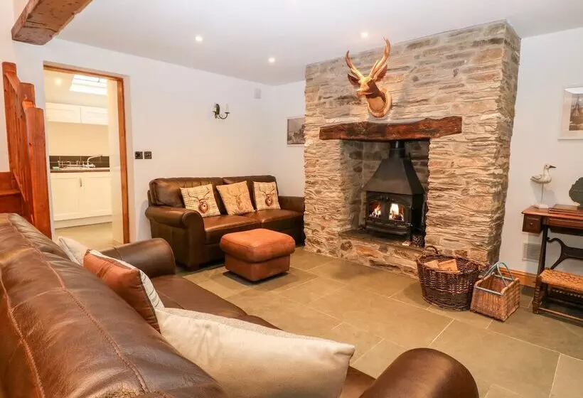 Garth Morthin The Stables