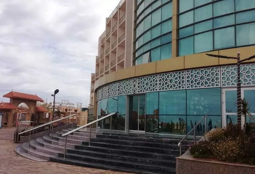 هتل Al Mansour Palace