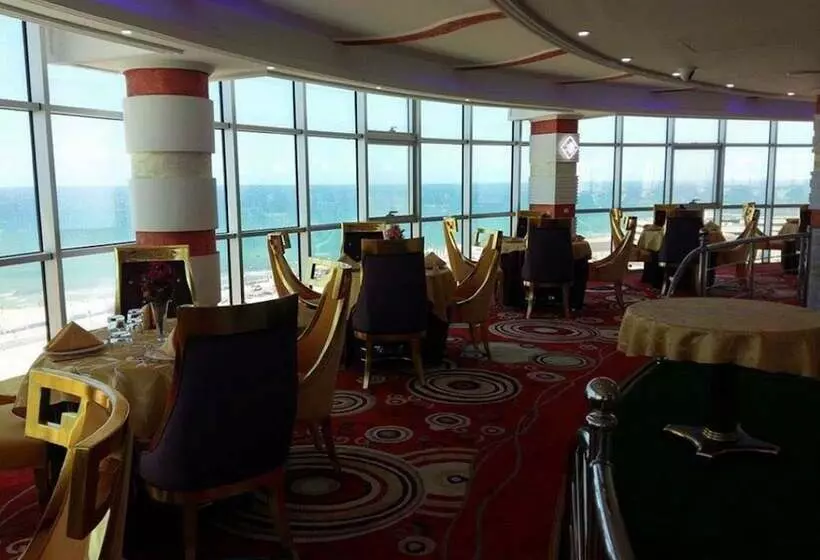 هتل Al Mansour Palace