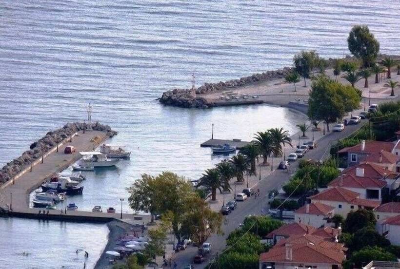 فندق Apollo Beach