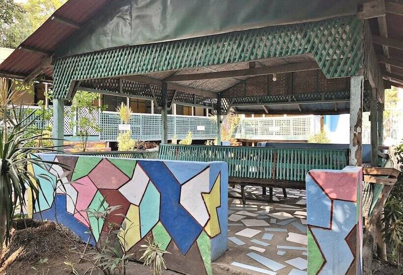 酒店 Filipina Beach Resort