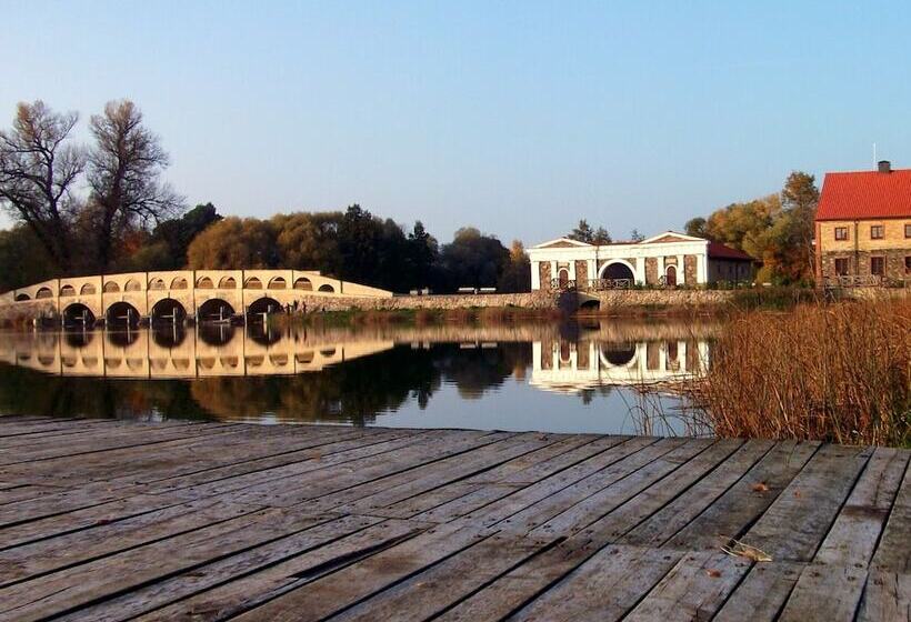 هتل Pakruojo Dvaras