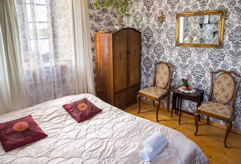 هتل Pakruojo Dvaras