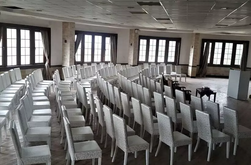 Hotelli Pendosis Tatil Koyu