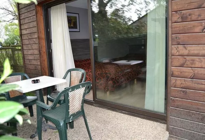 Hotelli Relais Des Cinq Routes