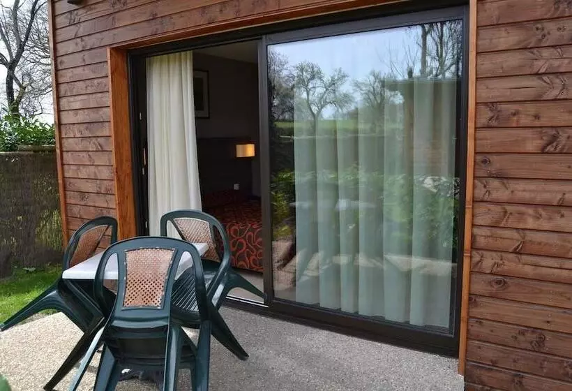 Hotelli Relais Des Cinq Routes