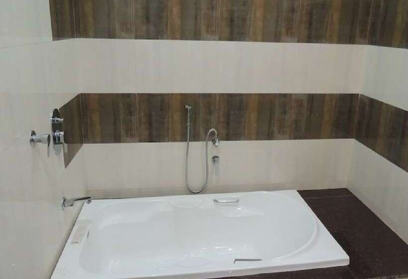 ホテル Room Maangta 125 Kalyan East