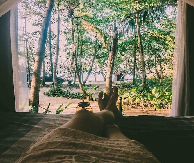 هتل Unique Exotic