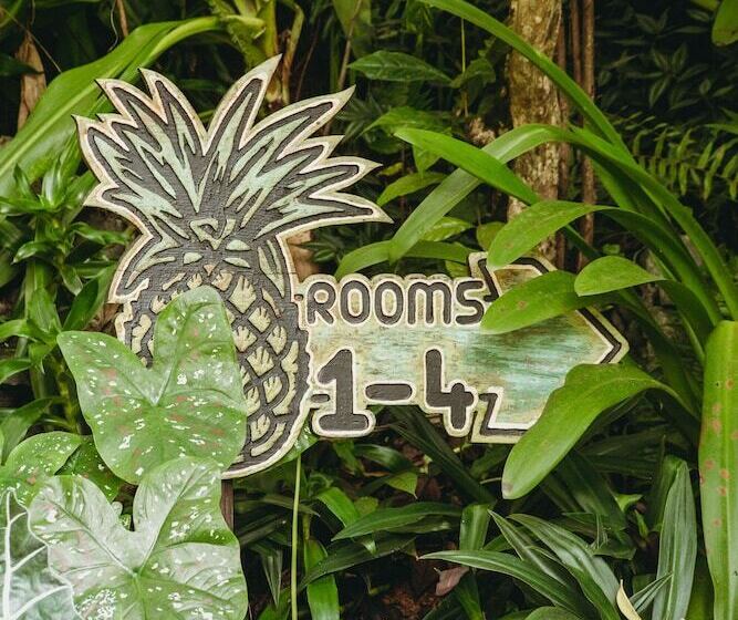 هتل Unique Exotic