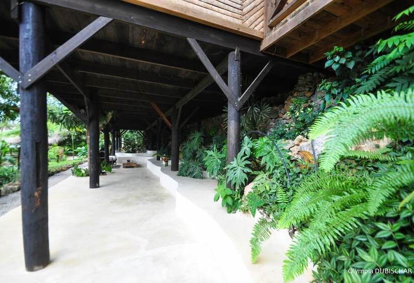 هتل Unique Exotic