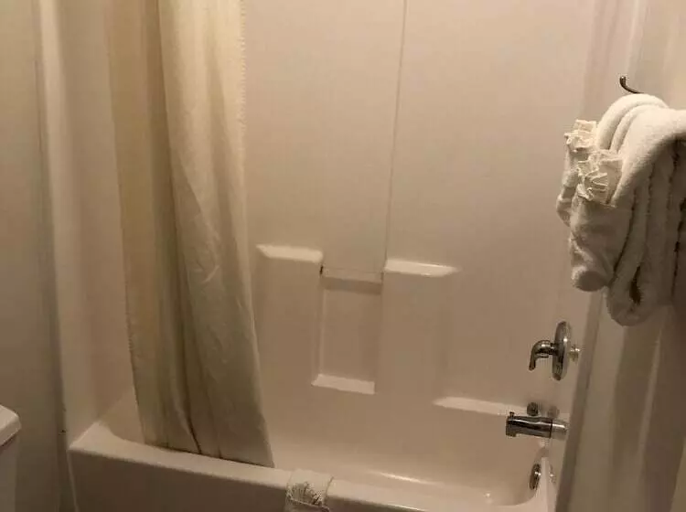 Hotelli Whitesboro Inn & Suites