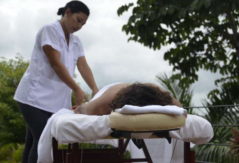 پانسیون Nuestra Casa