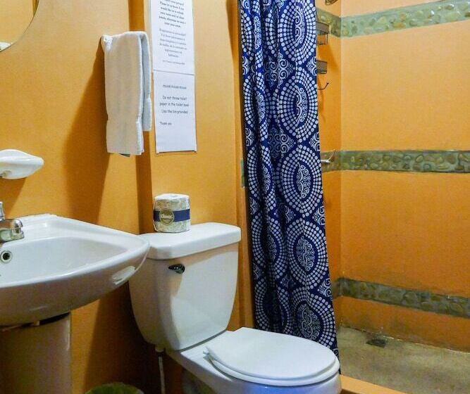 پانسیون Nuestra Casa