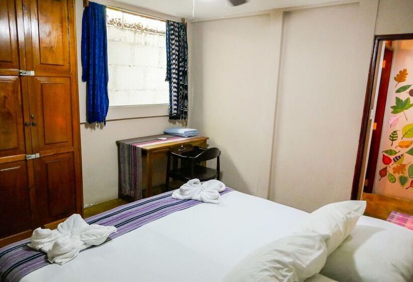 پانسیون Nuestra Casa