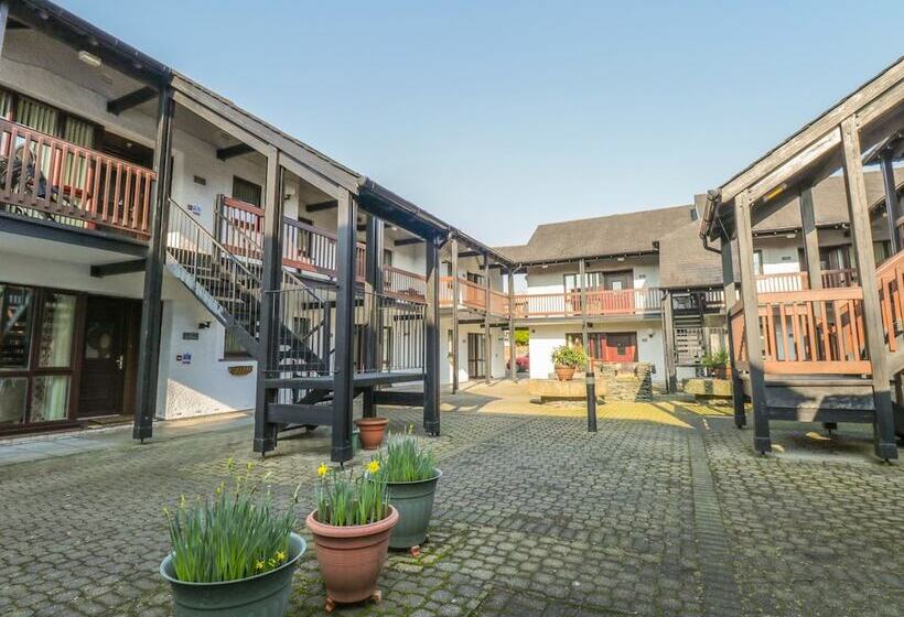 Waterhead Apartment B