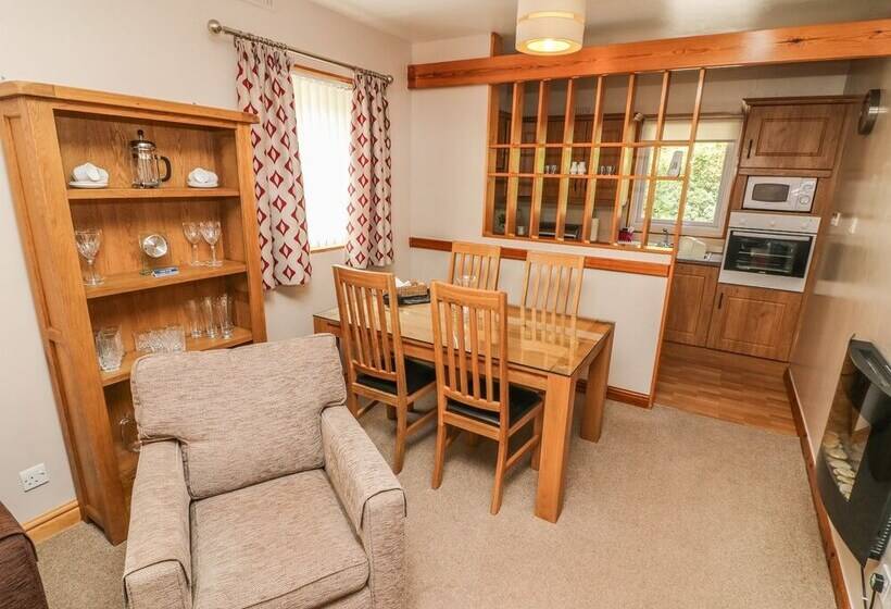 Waterhead Apartment B