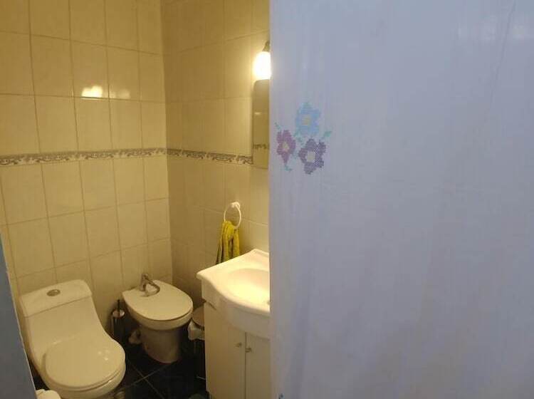 호스텔 Hostal Amelie