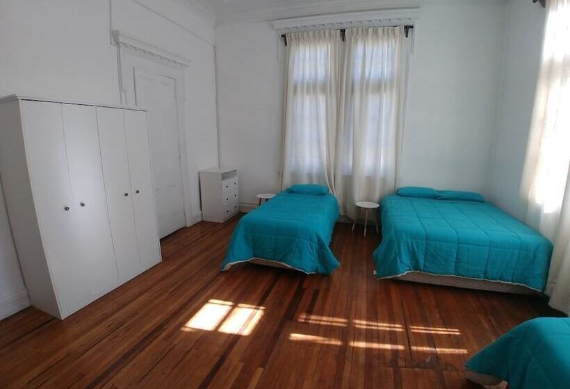 호스텔 Hostal Amelie