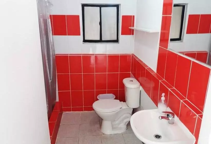 Hostal Cruz Central Hostel