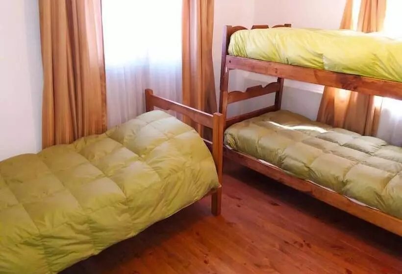 Hostal Cruz Central Hostel