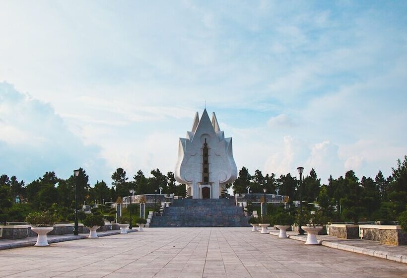 هتل Bacninh Charming