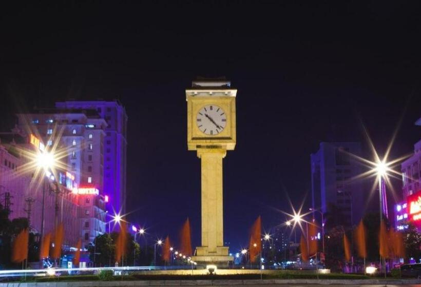 هتل Bacninh Charming