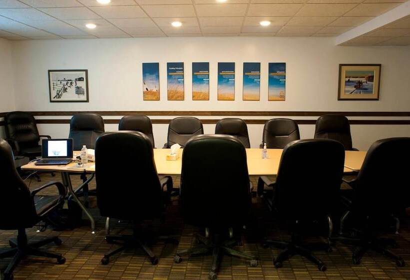 فندق Bear Claw Casino &