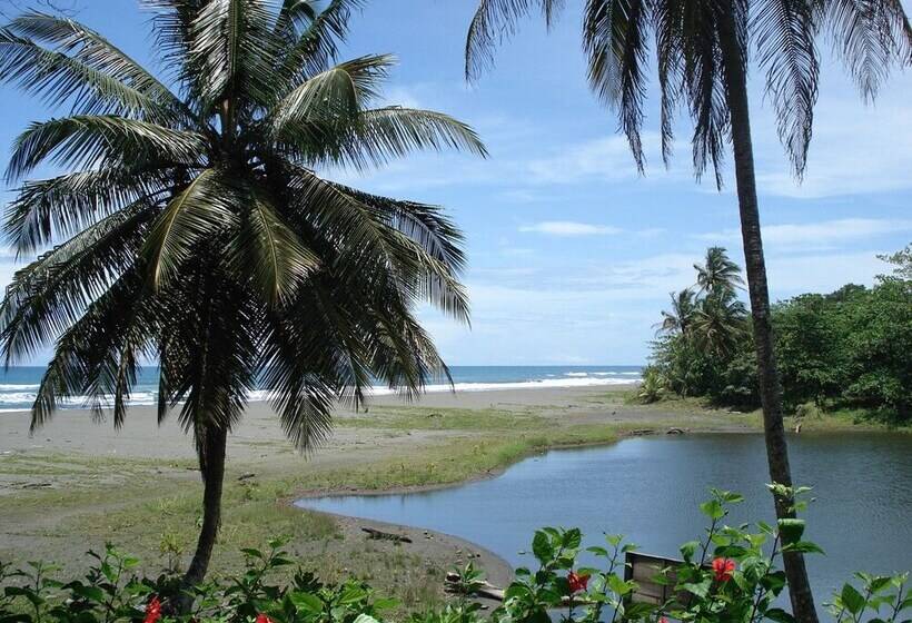 هتل Casa Grande Ecolodge At Pacuare Reserve