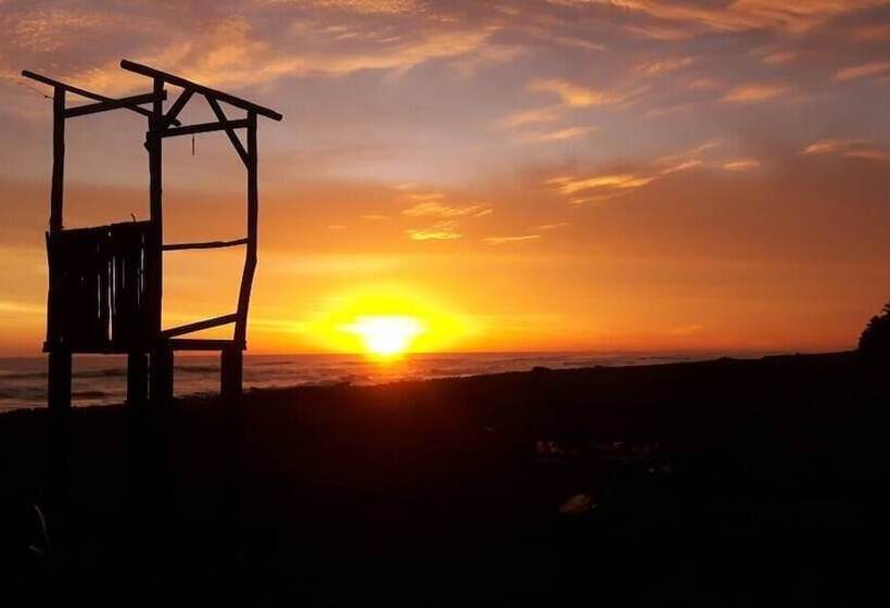 هتل Casa Grande Ecolodge At Pacuare Reserve