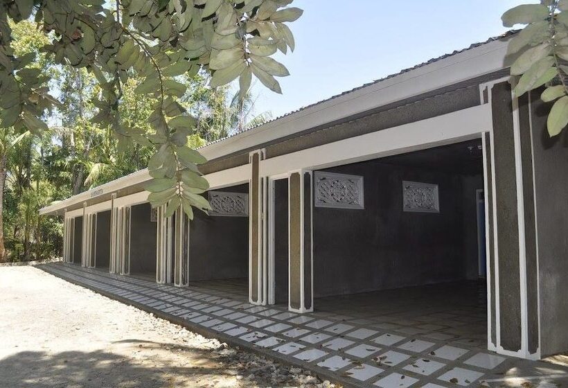 Hotel Coco Paradise Beach Resort