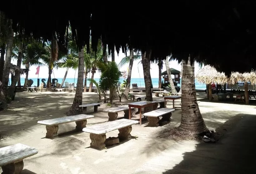 Hotelli Coco Paradise Beach Resort