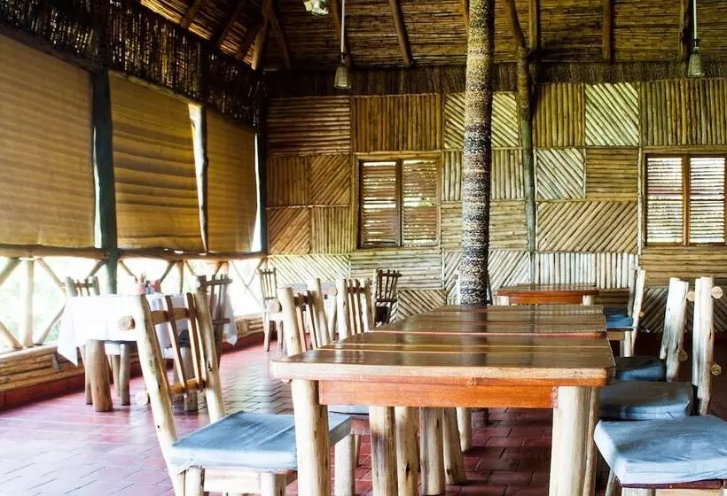 هتل Elephant Hab Lodge