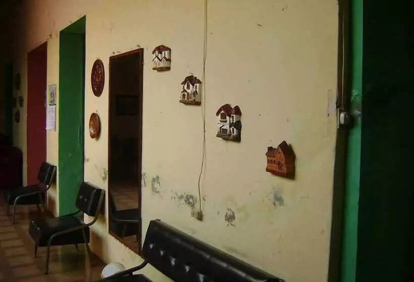 هتل Libertad